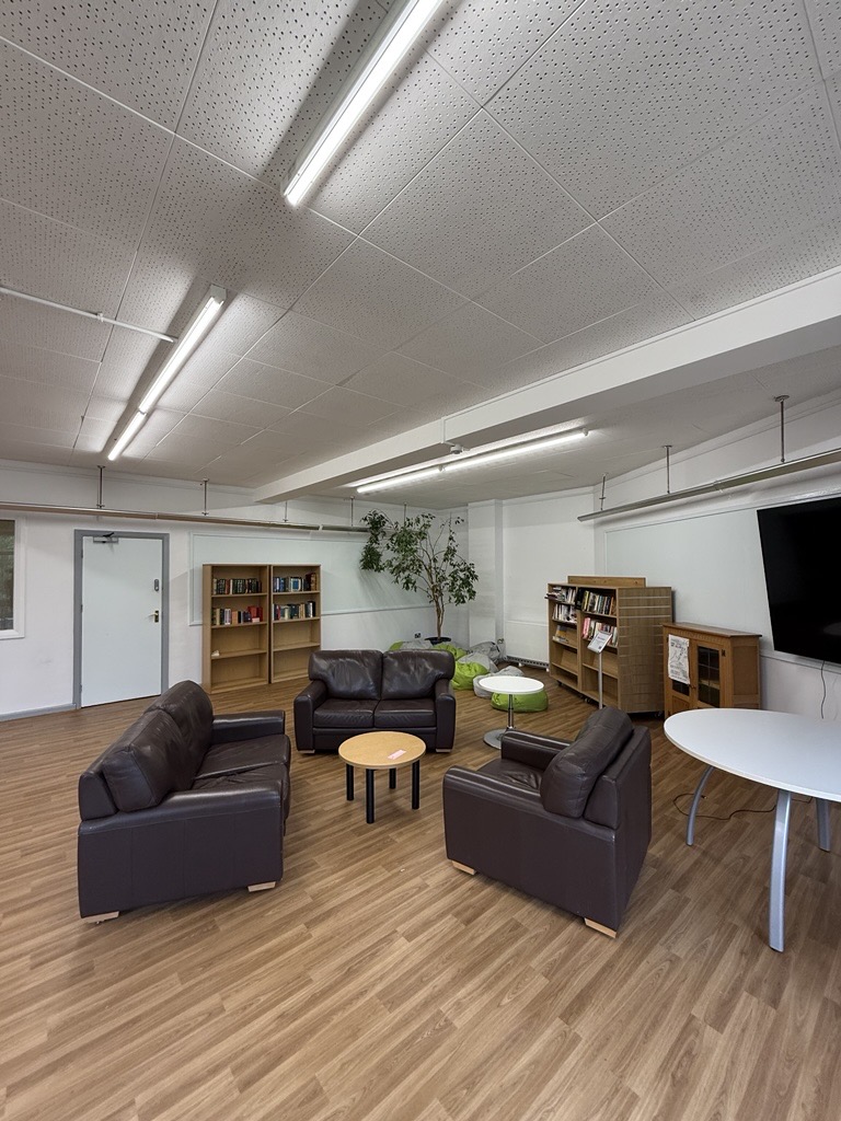 Oasis Lounge